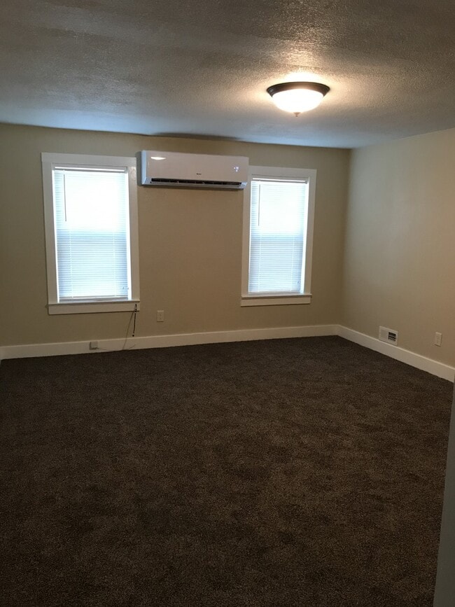 Photo - 621 Bluemont Ave Unit A