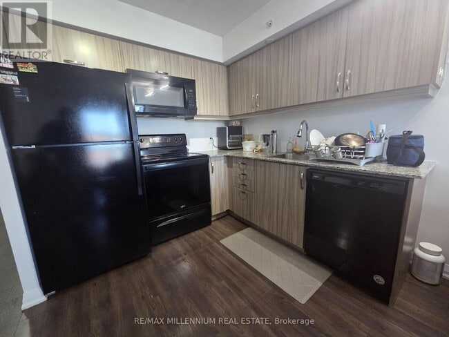 Photo - 30 Meadowglen Pl Unit 214