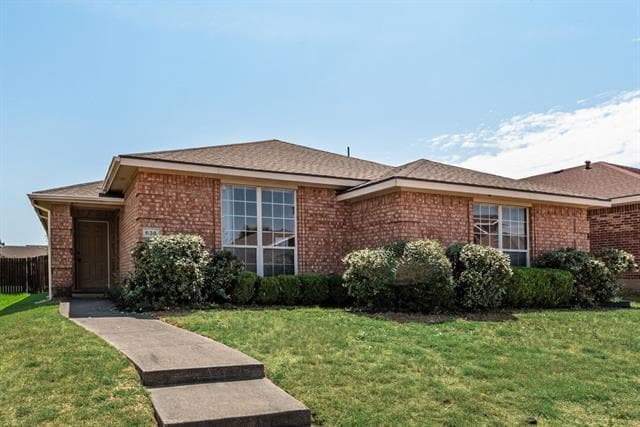 Building Photo - 636 Canyon Pl