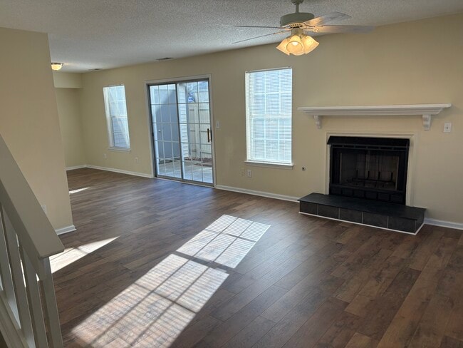 Photo - 4708 Shallowford Cir Unit 4781