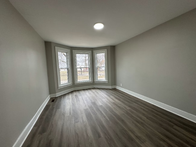 Photo - 224-226 W Brown Ave Unit 224