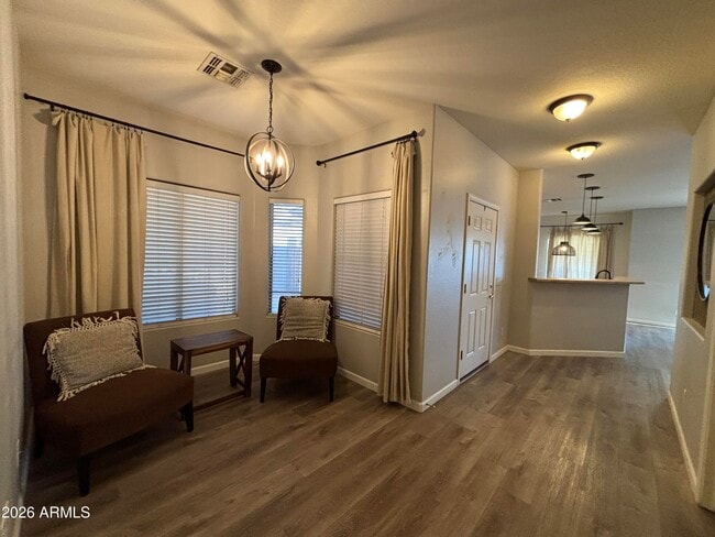Photo - 948 E Savannah Dr