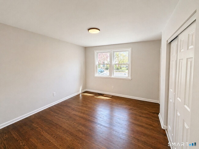 Photo - 405 Wilcoxson Ave