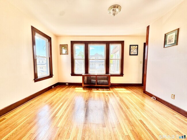 60 Westfield Ave