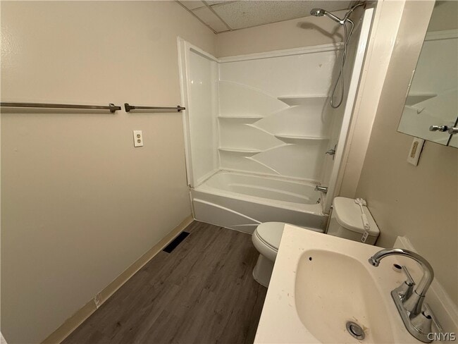 Photo - 367 Furman St