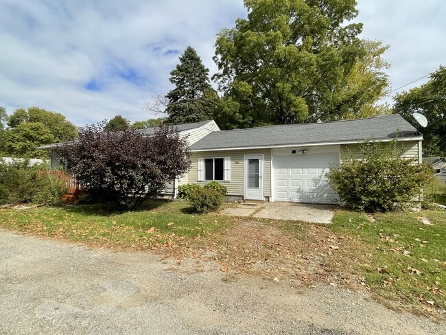 Photo - 3510 Lakeshore Dr