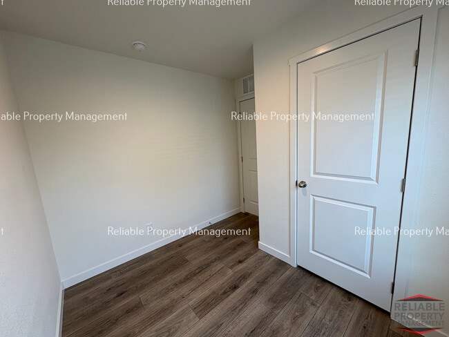 Photo - 440 Wilson Dr
