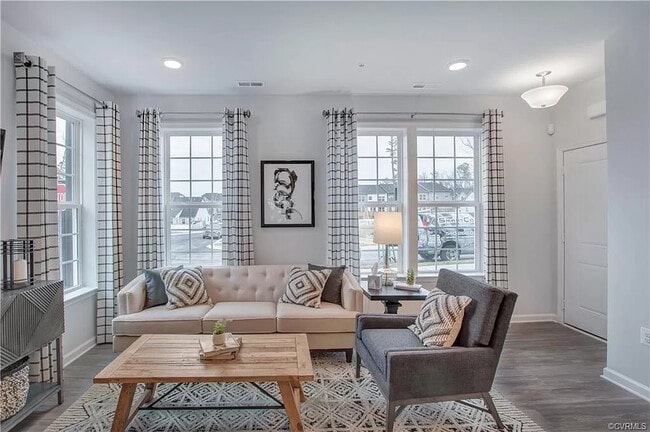 Photo - 4655 Wistar Creek Dr