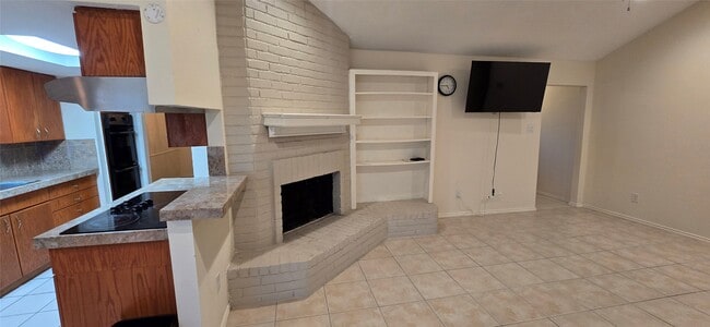 Photo - 6910 Krause Dr