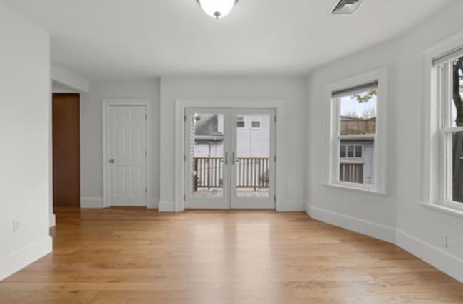 Photo - 25 Fenwick St Unit 2