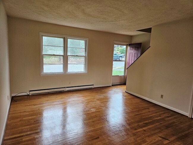 1305 Belleview Ave