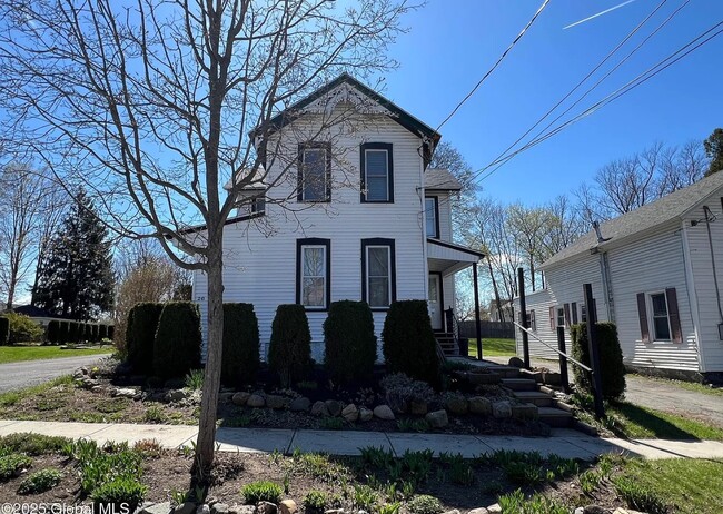 Photo - 26 Spring St Unit 1