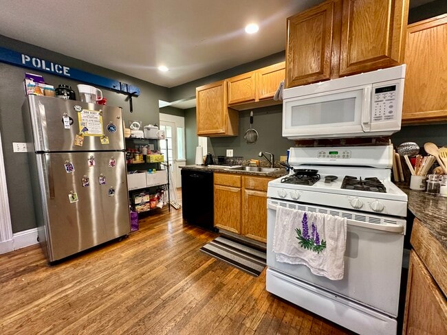 Photo - 7 Wadsworth St Unit 1