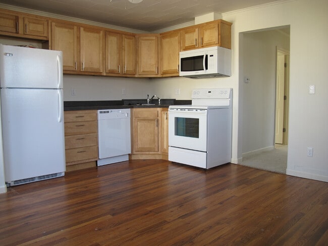 Photo - 115 16th Ave SW Unidad upper