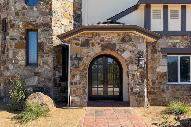Photo - 3434 Woolsey Rd
