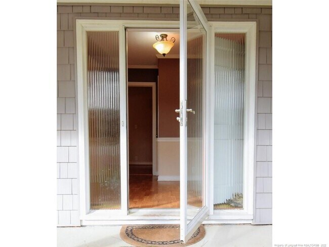 Photo - 2218 Mirror Lake Dr