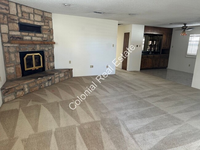 Photo - Spacious and Unique 2 Bedroom, 2 Bathroom Home with Wet Bar Area!