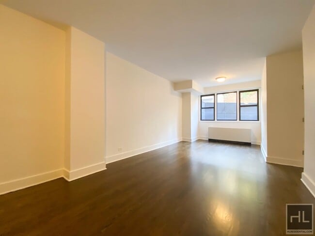 Building Photo - EAST 63 STREET Unit LOBLO