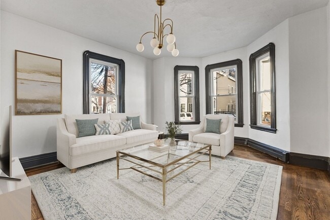 Photo - 10 Carlton St Unit 1