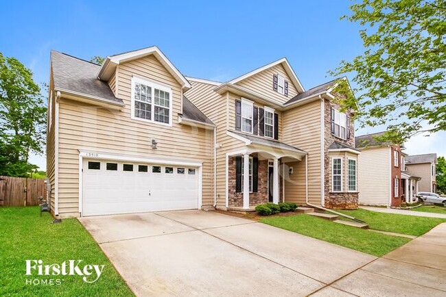 Photo - 13510 Delstone Dr House