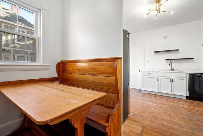 Photo - 168 Elliot St Unidad 1 Rental