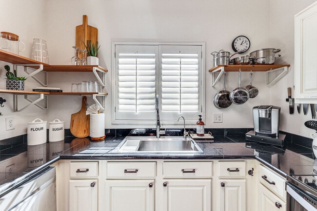 Photo - 5335 E Shea Blvd Unit SI FL1-ID1546141P