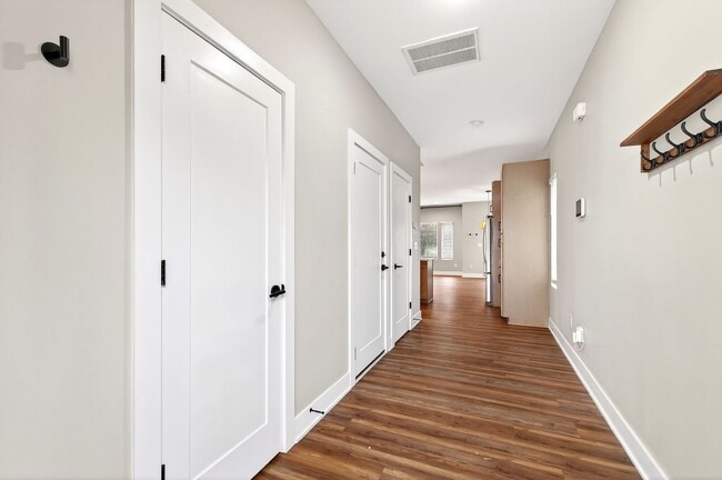 Photo - Modern 3BR Townhome in Millbank Village!