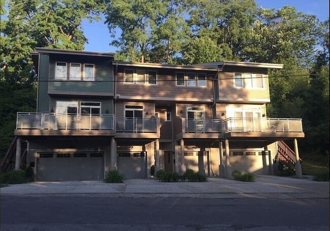 Photo - 2872 W 11th St Casa