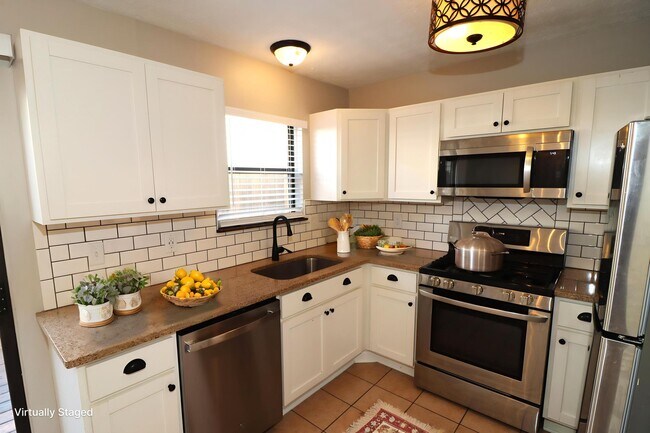 8176 Rochester Way Unidad 23B