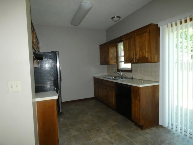 Photo - 208 NW 101 St