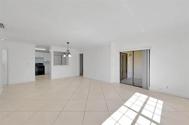 Photo - 12244 Royal Palm Blvd Unit 12244