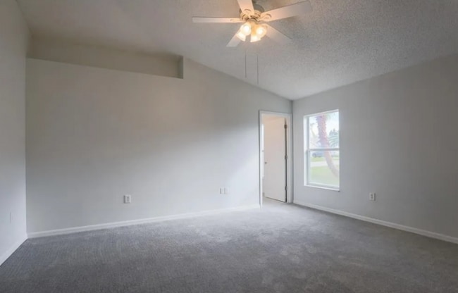 Photo - 200 Tree Branch Ln