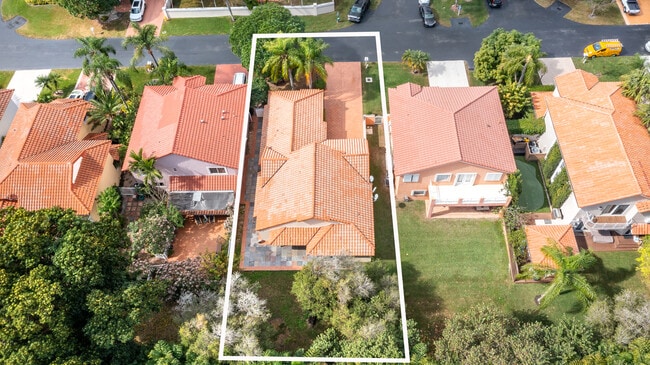 Photo - 4725 NW 103rd Ct