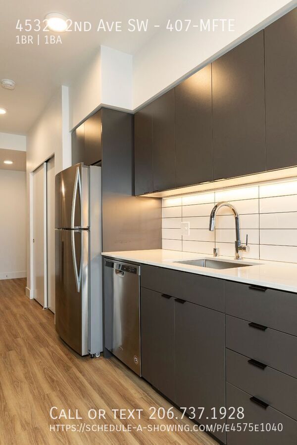 Building Photo - 4532 42nd Ave SW Unit 407-MFTE