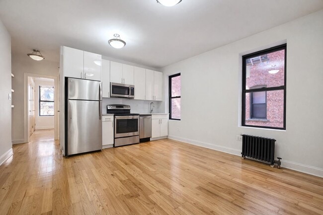 Photo - 615 Fort Washington Ave Unidad 4A