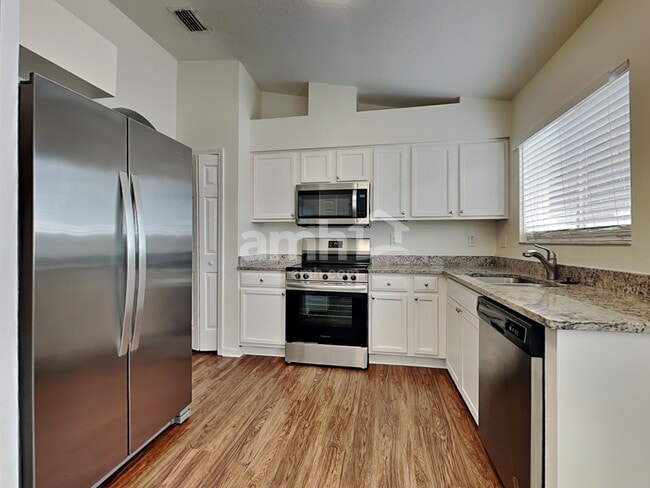 Photo - 30547 Midtown Ct