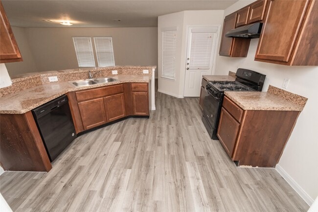3602 Bluebird Park Ln