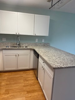 Photo - 510-510 Fairwood Lakes Dr