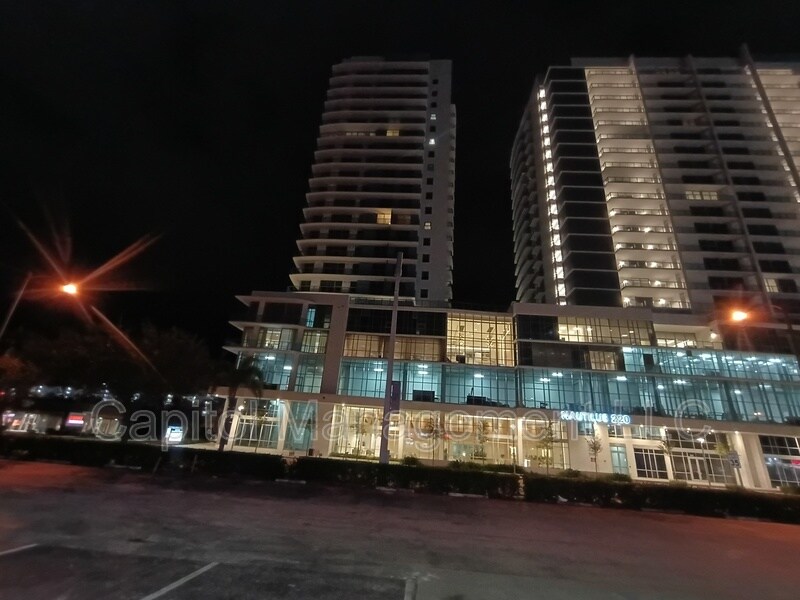 Photo - 220 Lake Shore Dr