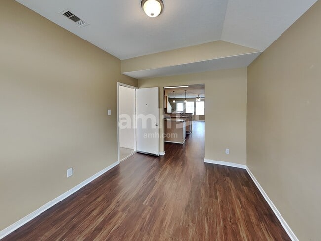 Photo - 16727 Foursquare Dr