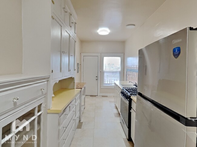Photo - 1729 4th Ave Unidad 1731