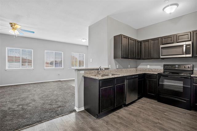 Photo - 609 Meadow View Ct