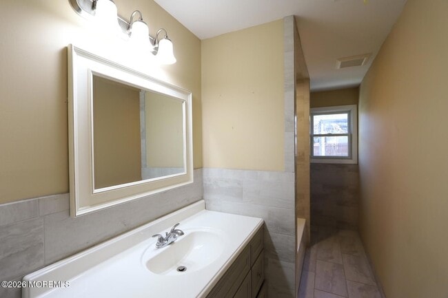 Photo - 1540 Birmingham Ave