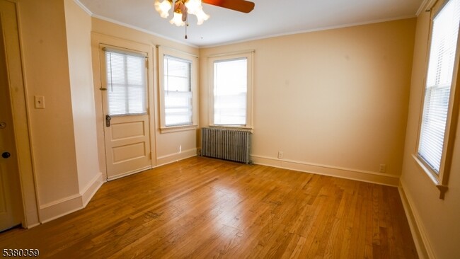 Photo - 307 Monroe St Unit 2