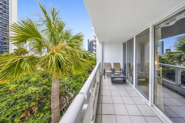 Photo - 1717 N Bayshore Dr Unidad ID1281848P