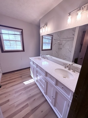 Photo - 6686 Hythe St NW