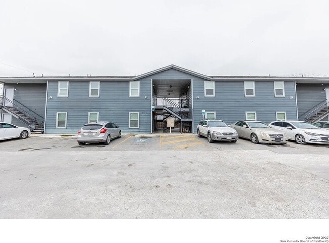 Building Photo - 8111 Landing Ave