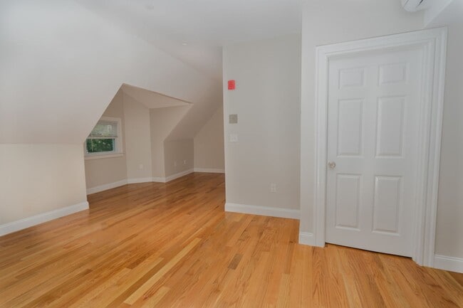 Photo - 11 Park St