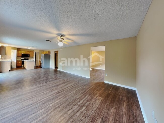 Photo - 16452 Corner Lake Dr