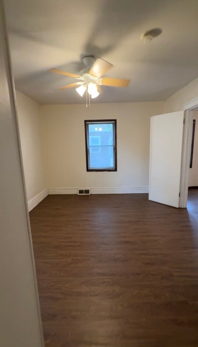 544 W Dayton St Unit 1